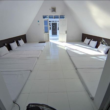 Seger Nusantara Hostel Kalisat Luaran gambar