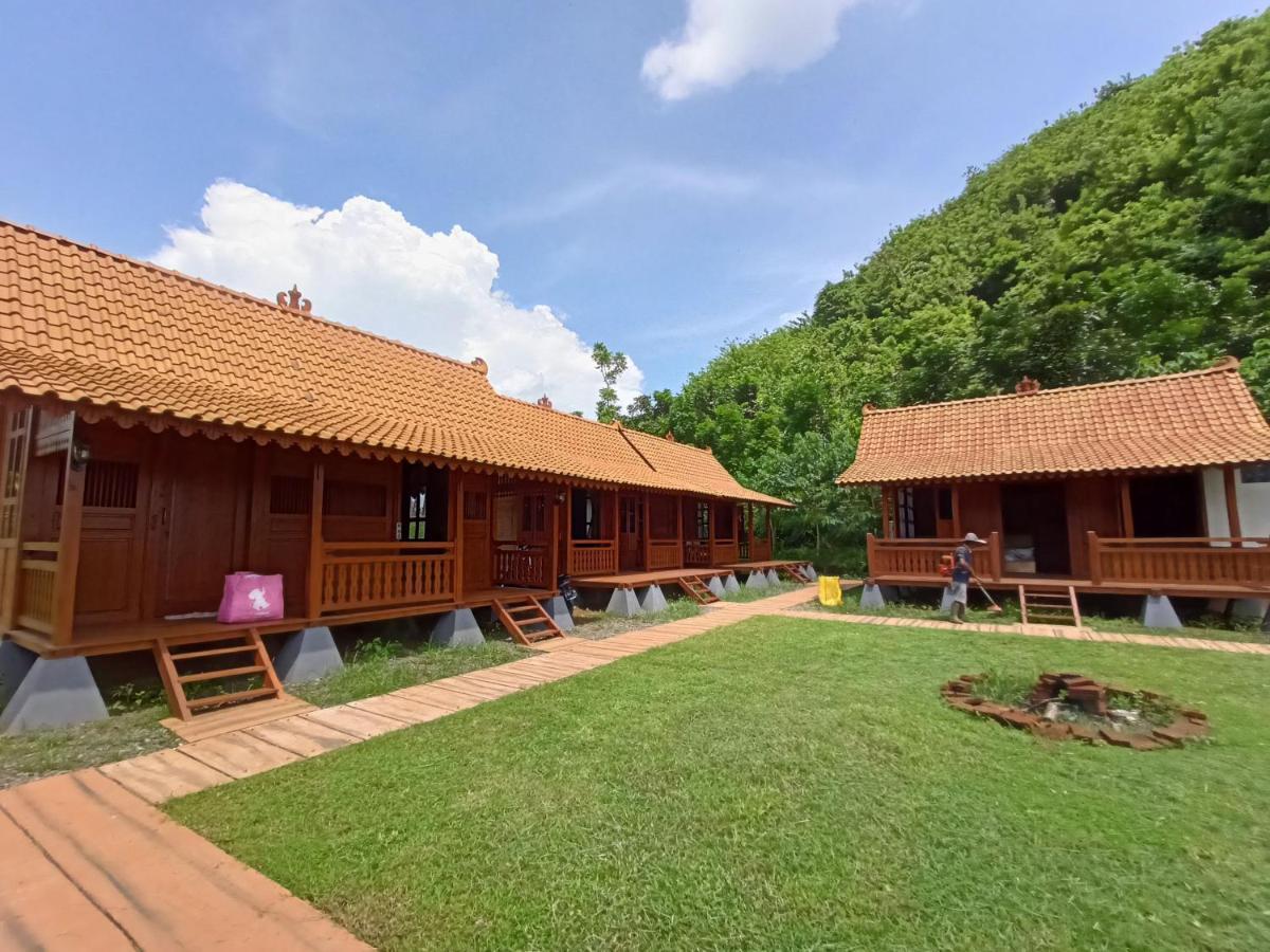Seger Nusantara Hostel Kalisat Luaran gambar