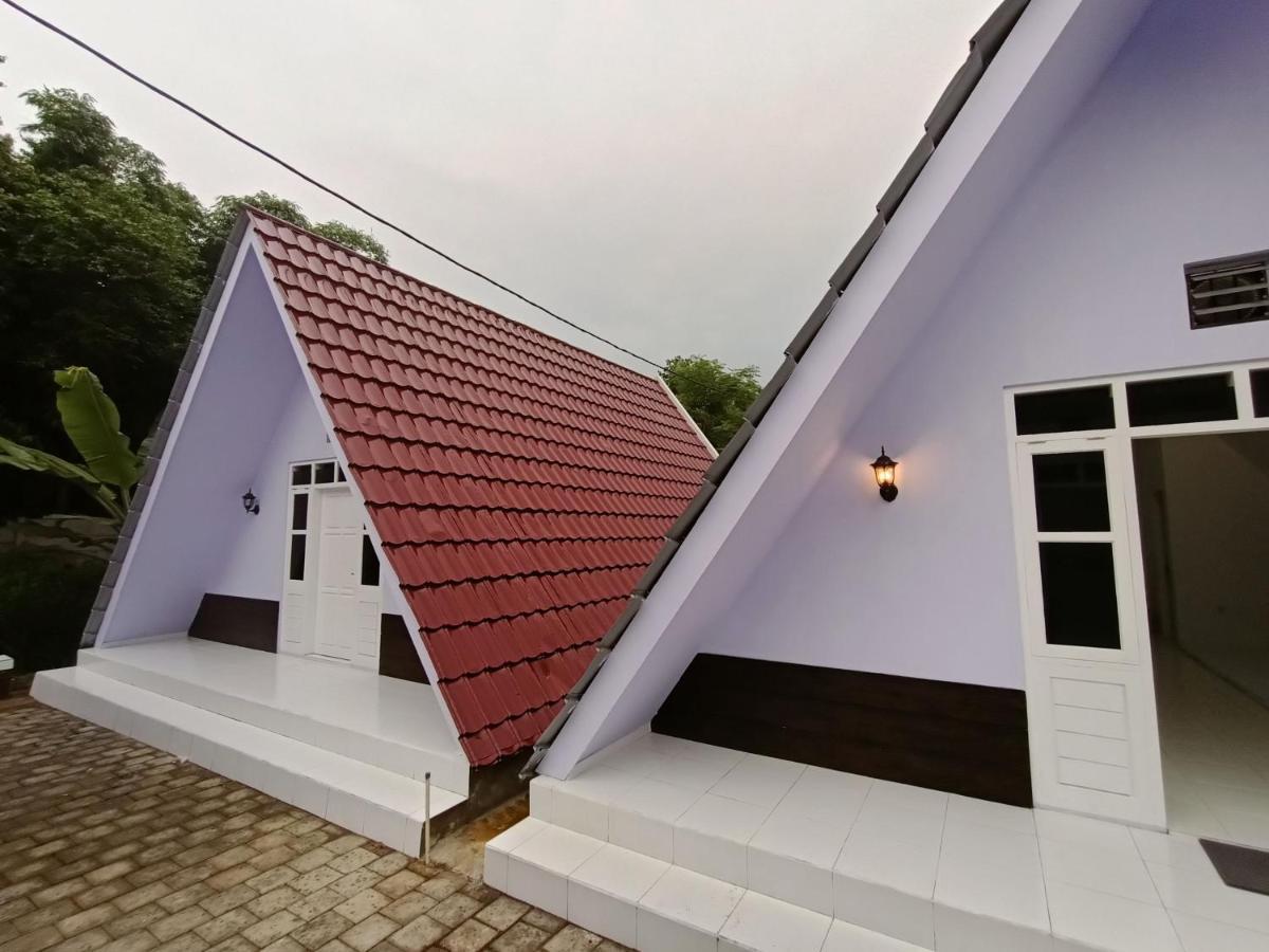 Seger Nusantara Hostel Kalisat Luaran gambar
